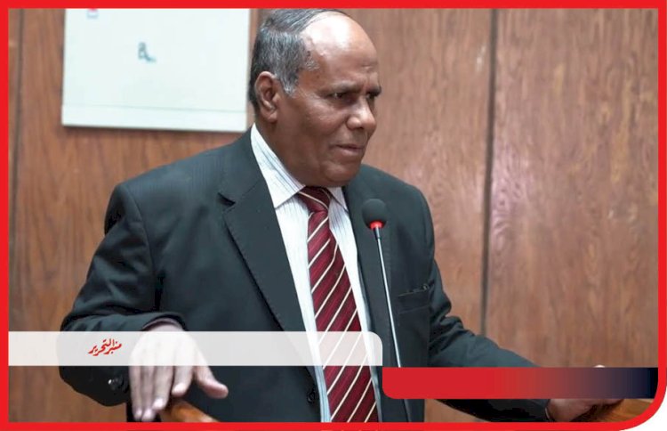 الشاعر الدكتور مصطفى رجب يكتب:سؤال وجواب