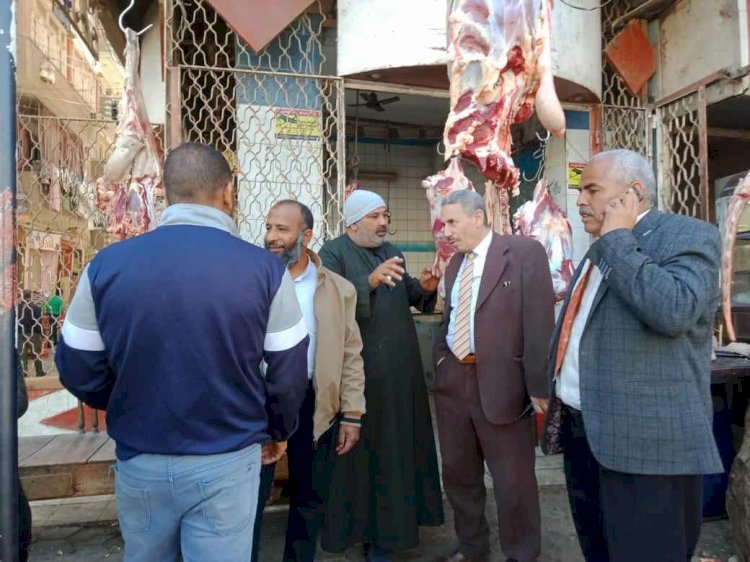 استمرار ضخ كميات مضاعفة من السلع الغذائية المدعمة بمراكز المنيا 