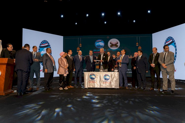 حزب مستقبل وطن يكرم الفائزين في مسابقة المليون جنيه لحفظة القرآن الكريم بالجيزة