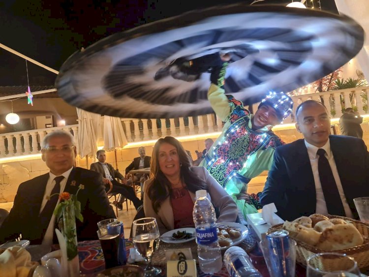 رئيس الجامعة  يشارك بحفل إفطار السفيرة الأمريكية بأحد فنادق المنيا