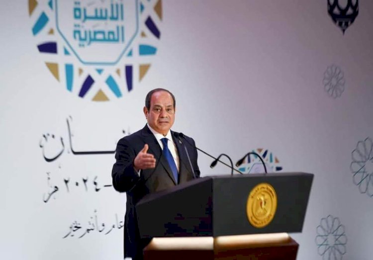 رئيس جامعة المنيا يُشارك فى حفل إفطار الأسرة المصرية