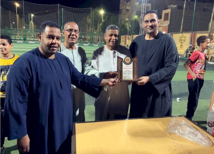 الخطارة" .. بطلا لدورة حزب الشعب الجمهوري الرمضانية بنقادة