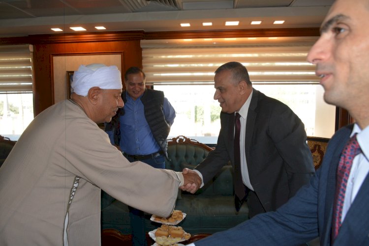 "الفقي" يستقبل المهنئين بعيدي الفطر وسوهاج