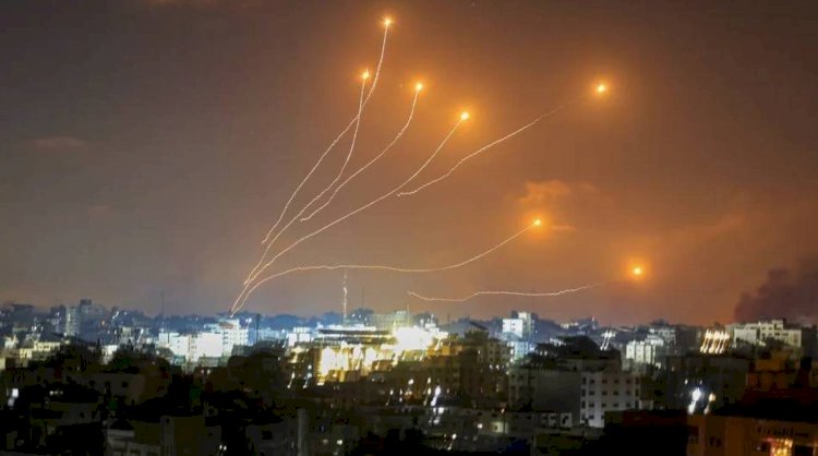 قصف أصفهان ودولة الاحتلال تلتزم الصمت ومسئول أمريكي يؤكد فعلتها إسرائيل