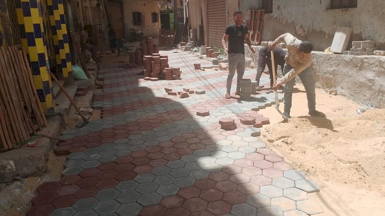 ضمن الخطة الاستثمارية.. متابعة أعمال رصف ورفع كفاءة شوارع مركزي سمالوط والمنيا