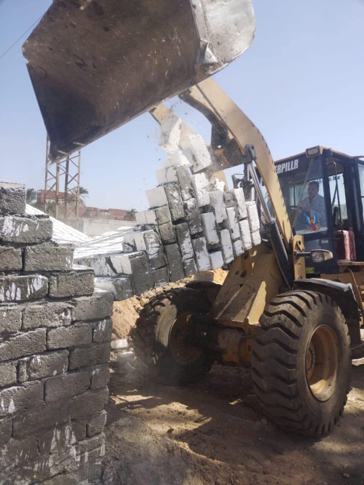 محافظ المنيا يتابع جهود الوحدات المحلية في تنفيذ المرحلة الثالثة من الموجة 22