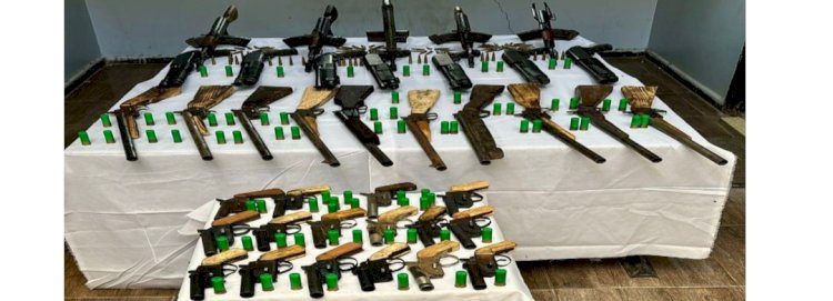 ضبط "٦٢"بندقية الية في"٤"محافظات