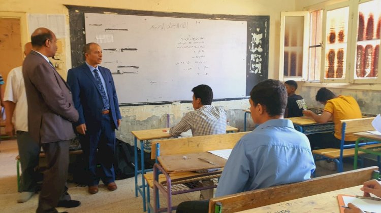 ١٦٨٠٧ طلاب بالأقصر يؤدون امتحانات الشهادة الإعدادية بالأقصر في يومها الأول