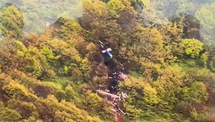 ننشر أول صورة لحطام الطائرة والوقود المحترق علي الأرض يؤكد أن الطائرة تدمرت نهائيا