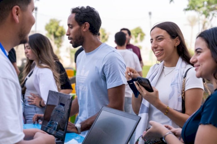 جامعة النيل تستقبل خريجي كلياتها خلال العشر سنوات الماضية