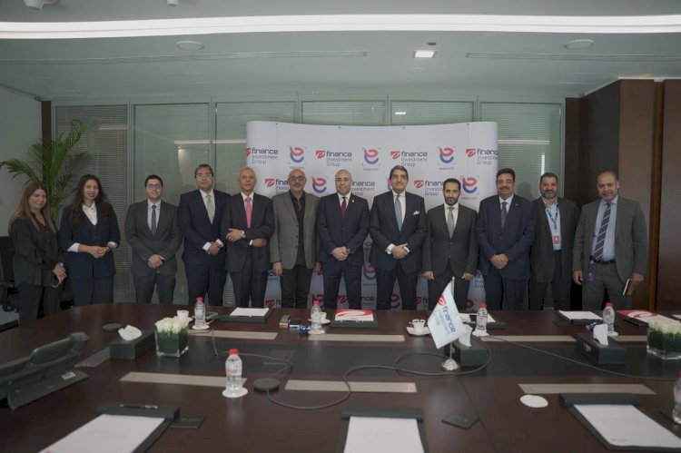 «إي فاينانس للاستثمارات المالية والرقمية» تعلن الاستحواذ على حصة من أسهم شركتي «الأهلي ممكن» و«إيزي كاش» للمدفوعات الرقمية