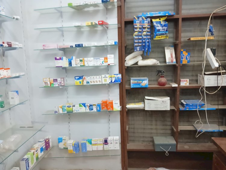 ضبط صيدلية غير مرخصة بنجع الطويل مركز الطود 
