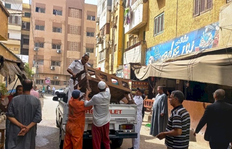 مصادرة "٩٣٩"مخالفة مرافق بحي شرق سوهاج