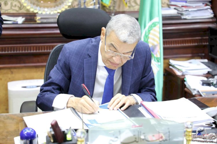 محافظ المنيا: شون وصوامع المحافظة تواصل استقبال القمح وتوريد 346 ألف طن منذ بدء الموسم