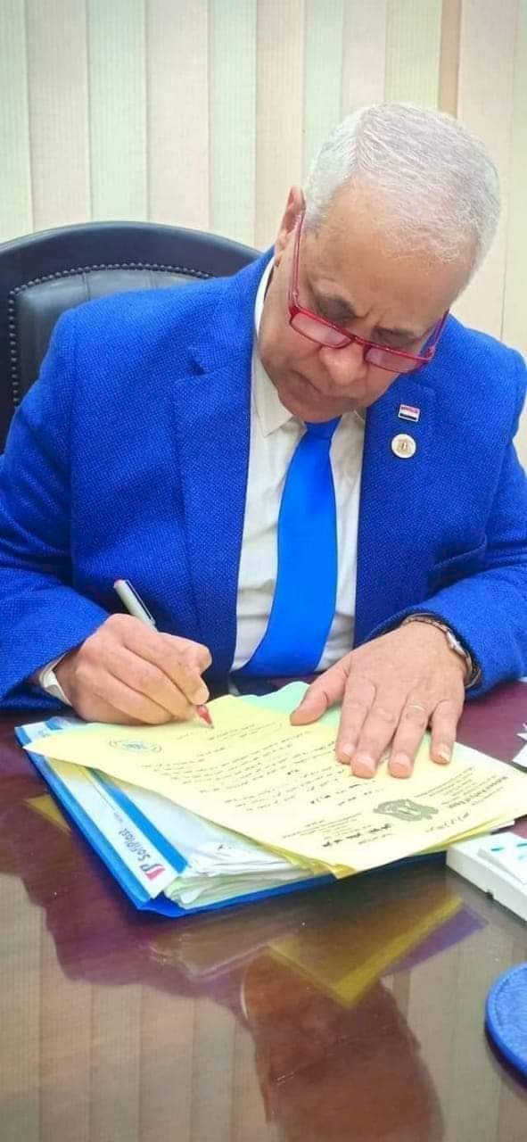 رئيس حزب مصر القومي يعتمد قرارات الهيئة العليا للحزب