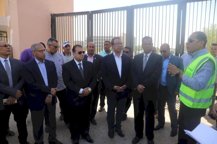 رئيس جامعة جنوب الوادي يفتتح مشروعات تطويرية بالجامعة و المستشفيات الجامعية