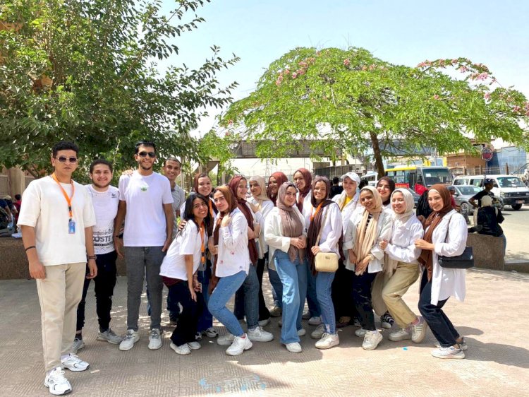 رحلة عبر ربوع مصر.. إعلام حلوان يطلقون مجلة ثلث العالم للترويج للسياحة المصرية