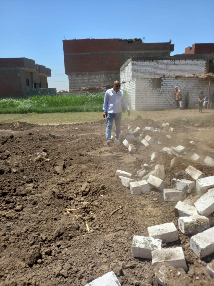 إزالة 40 حالة تعد على الأرض الزراعية فى 4 مراكز بالمنيا