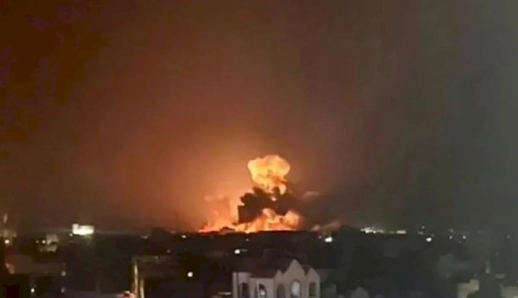 5 جرحي في غارتين أمريكية بريطانية علي مبني إذاعة اليمن