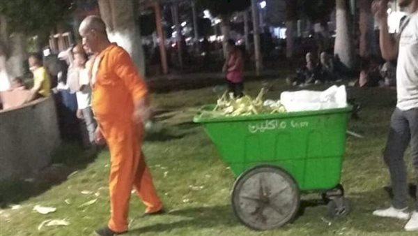 رئيس مدينة المنيا يتابع حملات نظافة وتجميل كورنيش النيل