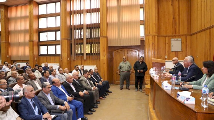 "القصير"يدشن مبادرة البحوث الزراعية في"٩"محافظات