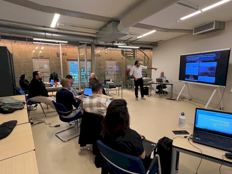 إعلام جامعة طيبة التكنولوجية يشارك في دورة تدريبية في هولندا 