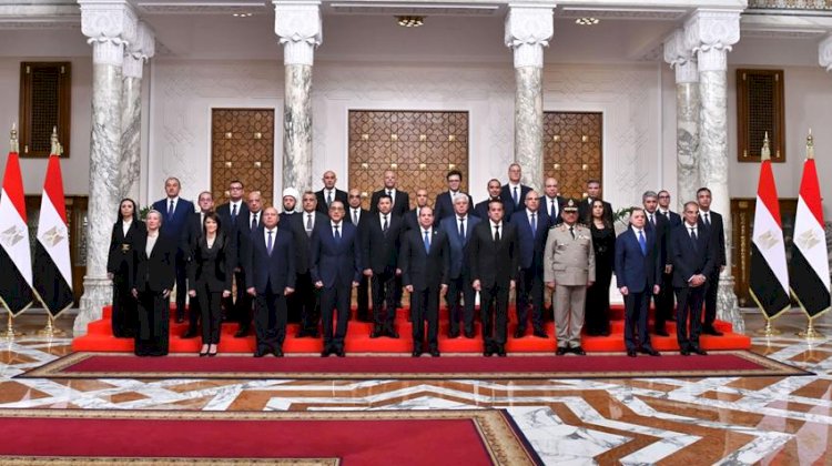 الرئيس السيسي يشهد أداء اليمين الدستورية للحكومة الجديدة