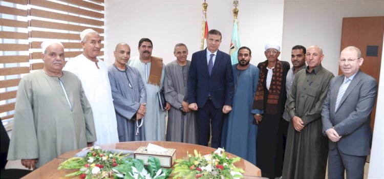 فاروق:تقديم كل الدعم للمزارعين والمربين والصيادين لدورهم الهام في تحقيق الامن الغذائي