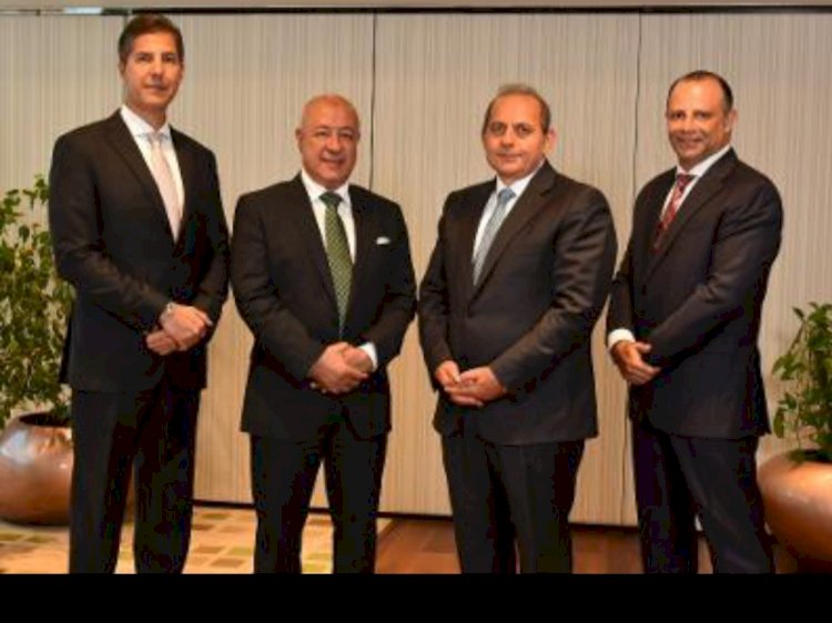 بشهادة بلومبرج..الاهلي المصري الاول في السوق المصرفية المصرية لقيامه بادوار مختلفة