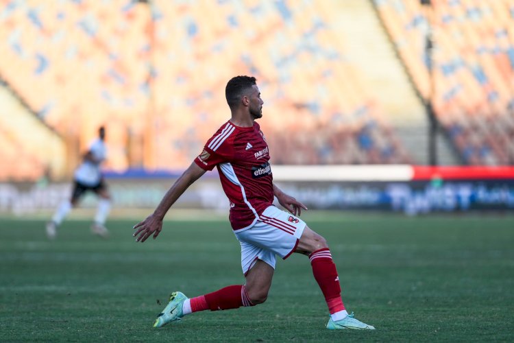 الأهلي يفوز على طلائع الجيش ويلاحق بيراميدز على صدارة الدورى المصرى لكرة القدم