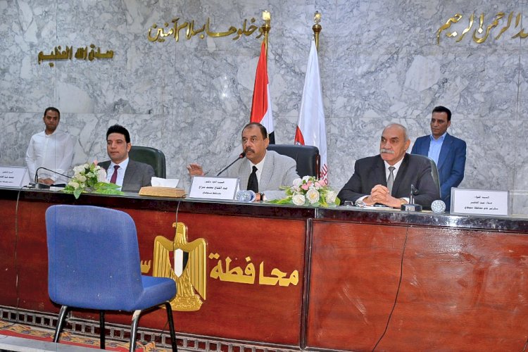 "سراج وعبدالهادي" التقيا بالجماهير السوهاجية في اول لقاء لحل مشاكلهم