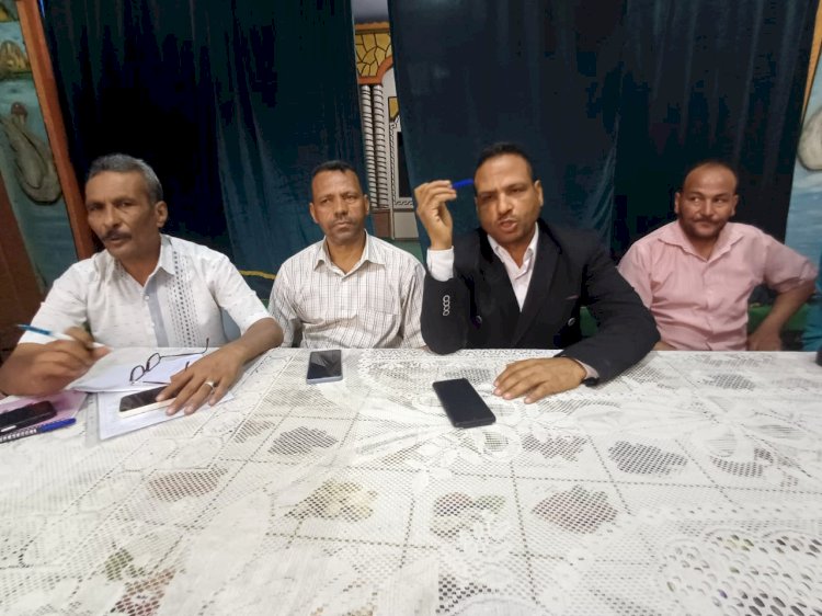 اجتماع موسع بتعليم أبوتشت للحد من الكثافة الطلابية و سد العجز في صفوف المعلمين