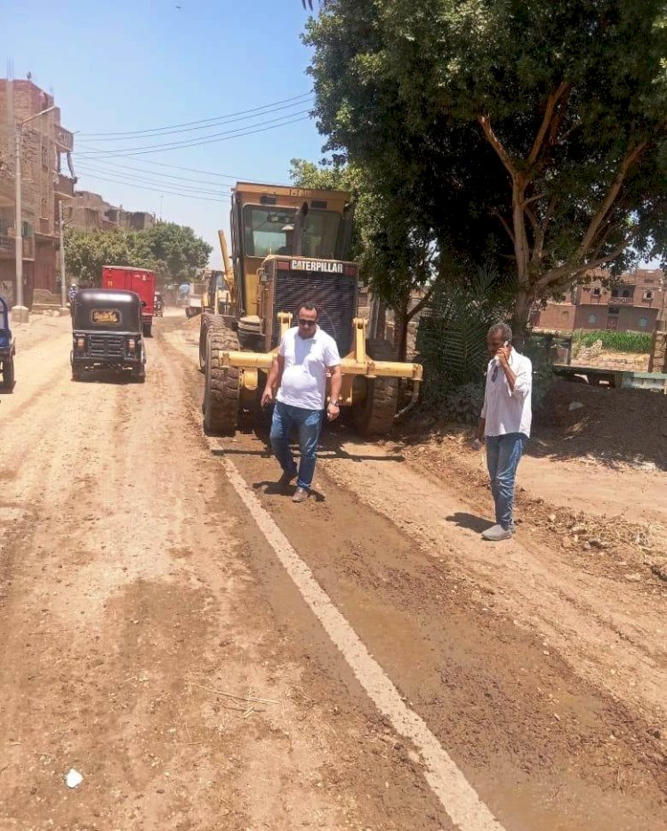 تنفيذا لتوجيهات سراج ..حملات مكبرة للنظافة وتسوية الطرق بالمراغة
