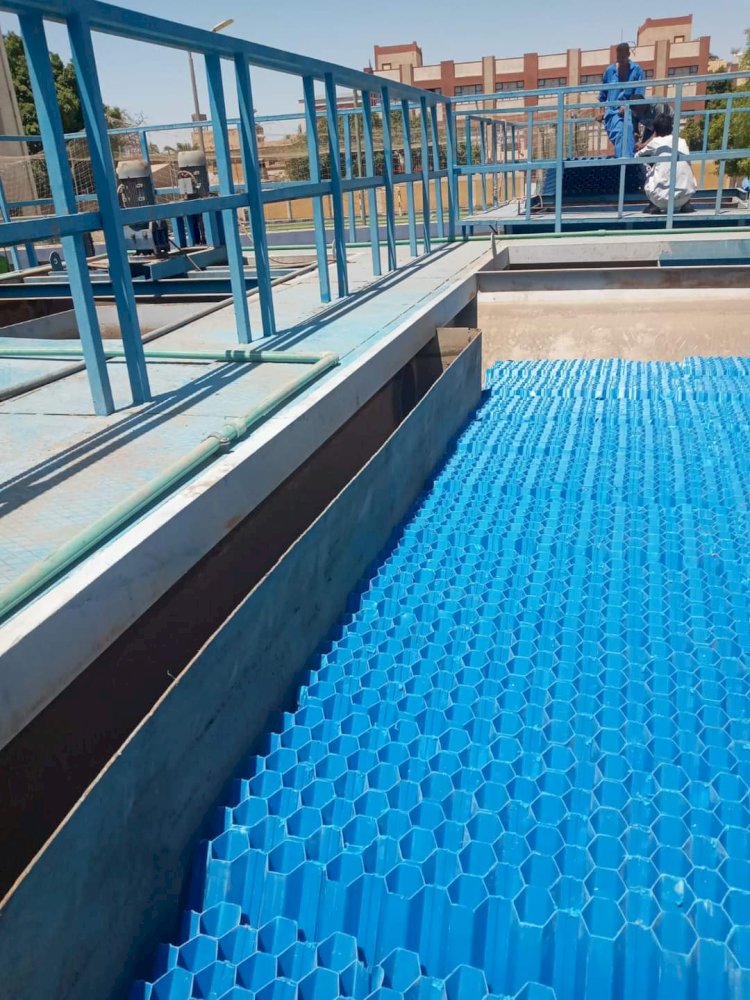 مياه قنا: تشغيل نظام ( tube settler ) بمحطات مياه الشرب النقالي بقري محافظة قنا 