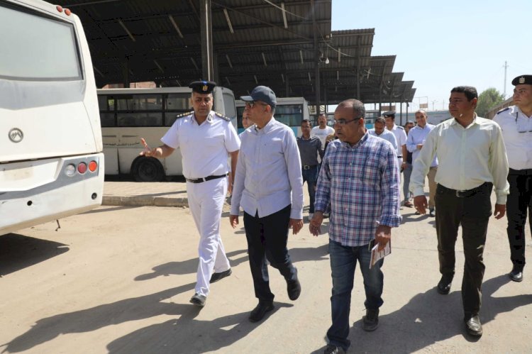 محافظ المنيا يناقش تطوير وسائل النقل الداخلى و يوجه باضافة خطوط جديدة