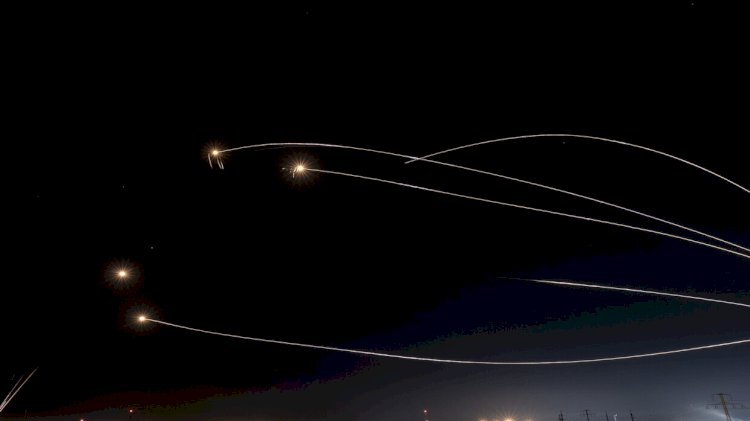 غارة في لبنان واطلاق صواريخ كاتيوشا علي شمال إسرائيل