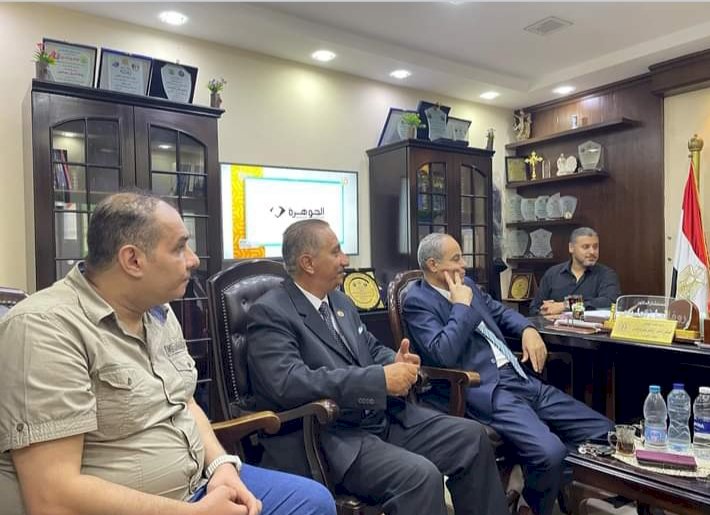 رئيس حزب مصر القومى يناقش ملفات جديدة بالحزب