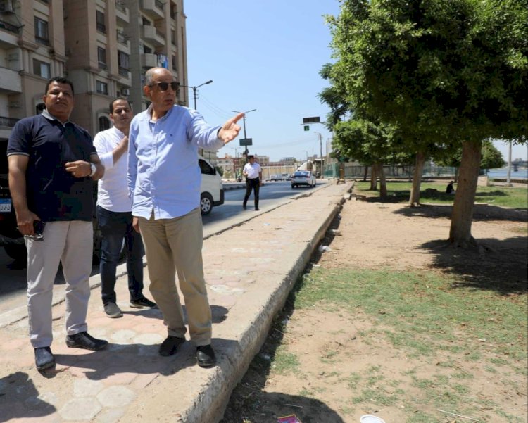 محافظ المنيا يوجه بتطهير منطقة كورنيش النيل جنوب المدينة وتطوير خدماتها