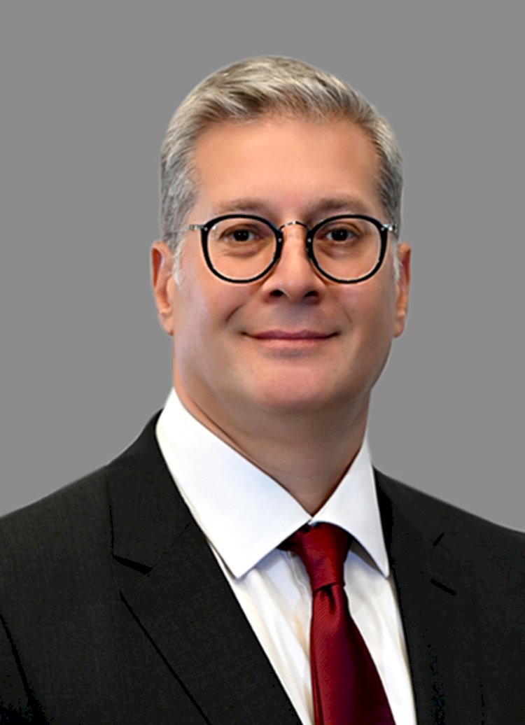 وزير البترول يتابع مستجدات اعداد الفرص الاستثمارية في مجال البحث والاستكشاف عن الغاز والبترول