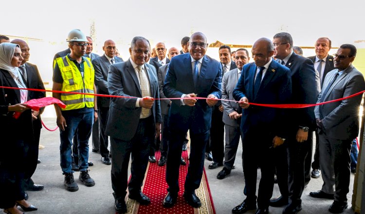 العربية للتصنيع تفتتح مركز تصنيع ابراج اتصالات التليفون المحمول