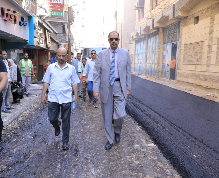 سراج يتابع أعمال الرصف بمنطقة الارقم والعمل بالطب البيطري