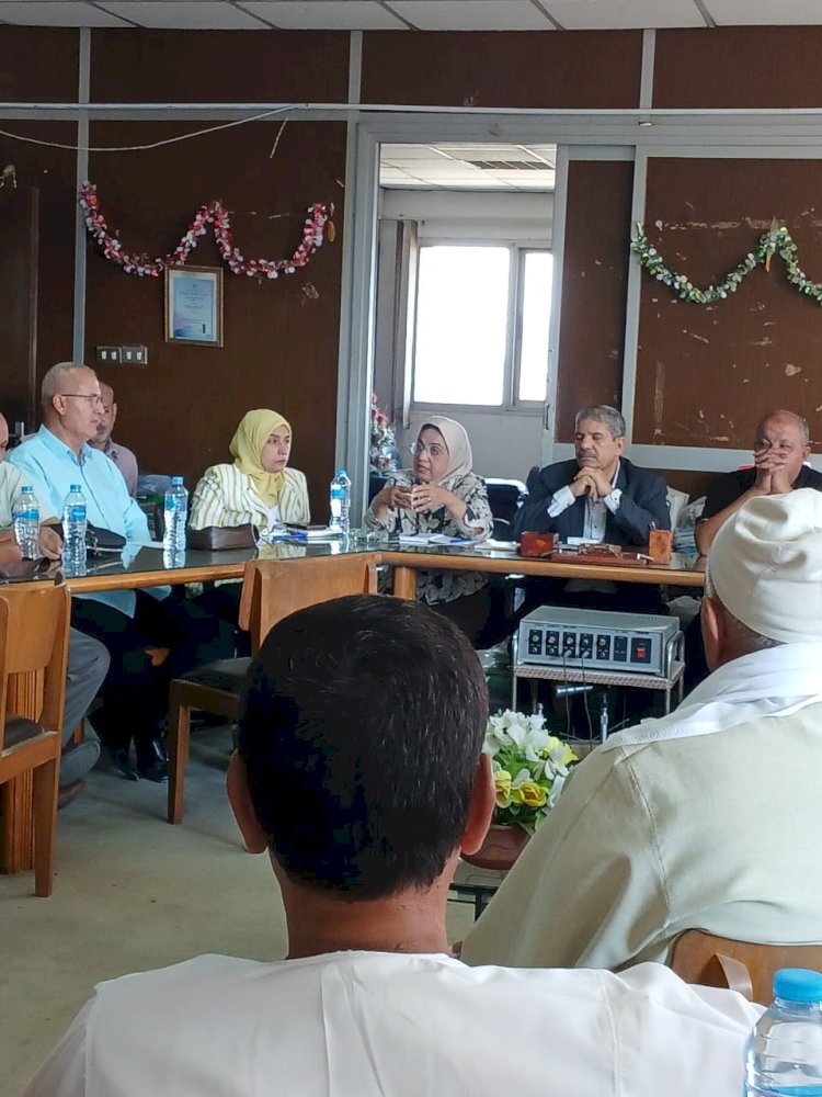 الزراعة تبحث التسويق التعاوني للمحاصيل الزراعية