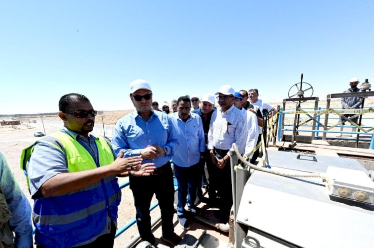 الشربيني وشعيب يتفقدان مشروع توسعات محطة معالجة الصرف الصحي بتقنية المعالجة الثلاثية بمرسي مطروح