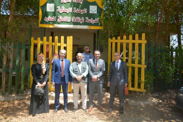 جامعة أسوان تشارك في مسابقة أفضل جامعة صديقة للبيئة