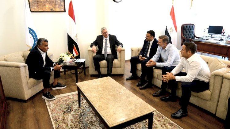 بدوي التقي بعدد من مسئولي الشركات العاملة في مجال التعدين