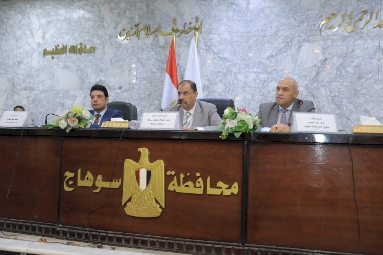 سراج يشدد علي الانتهاء من ملف التصالح و التعدي علي الاراضي الزراعية