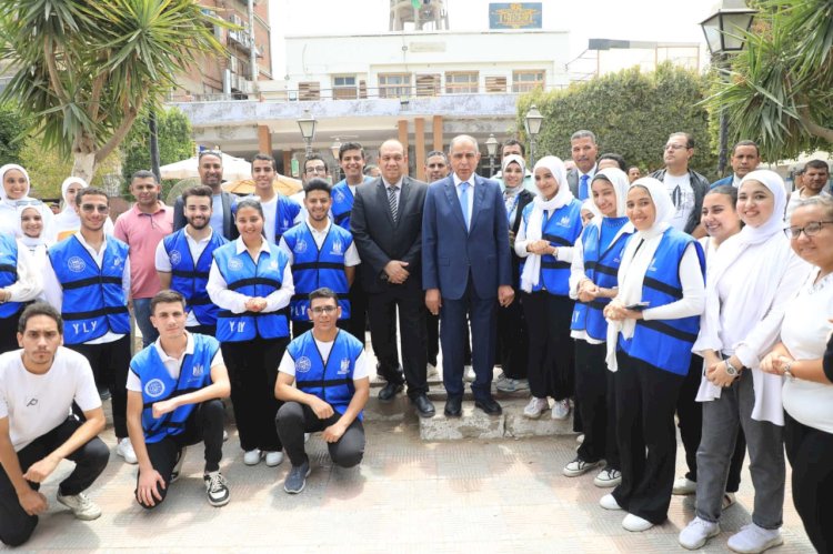 محافظ المنيا يفتتح ملتقى توظيف الشباب وسط إقبال كبير بنادي المنيا الرياضي