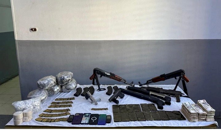 مصرع ثلاثة تجار مخدرات واصابة ضابط شرطة في تبادل اطلاق النيران بالدقهلية