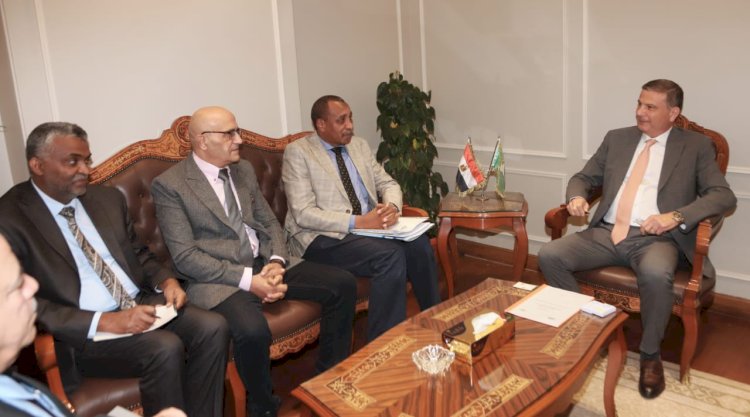 فاروق يستقبل مدير عام المنظمة العربية للتنمية الزراعية