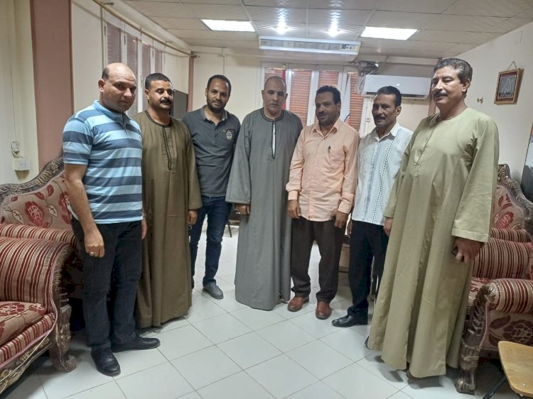 برلماني يناقش أبرز الصعوبات والتحديات التي تواجه العملية التعليمية بإدارة أبوتشت